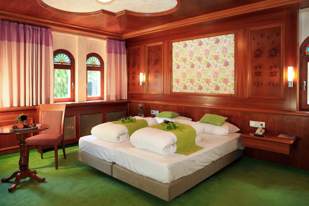 Maiers Johanniterbad Ringhotel Rottweil Buitenkant foto